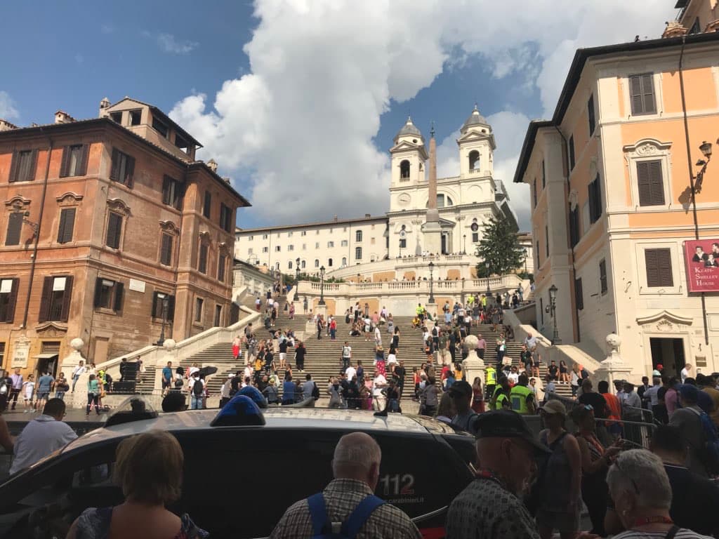 イタリアのローマを歩いていた時、ここ見たことある！！と思い写真を撮った。あのローマの休日の有名なシーン。全部見たことないけど。。。
